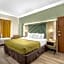 Quality Inn & Suites Monterey I-40