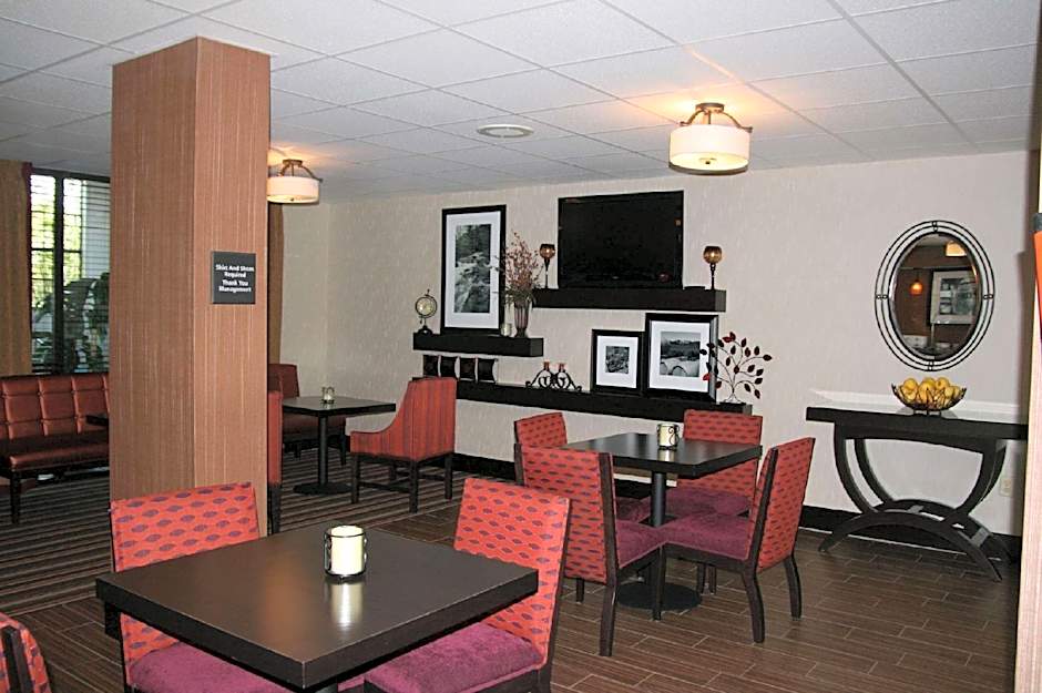 Hampton Inn by Hilton Clarksville