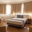 Marques Plaza Hotel