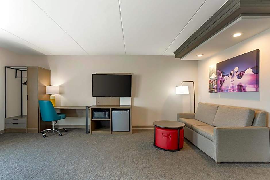 Comfort Inn Edgewater on Hudson River