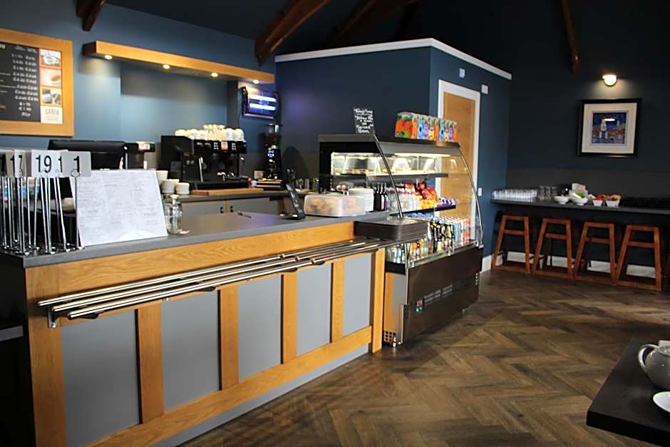 The Royal Hotel Elgin