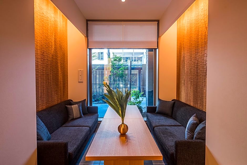 Tomoya Residence Hotel Kyoto Nijo Takakura
