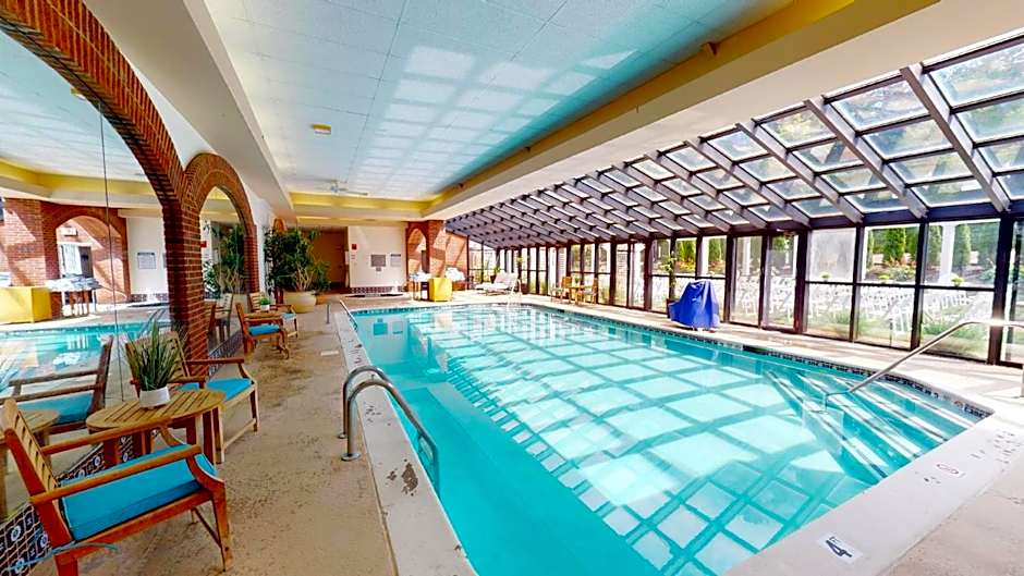 Simsbury Inn