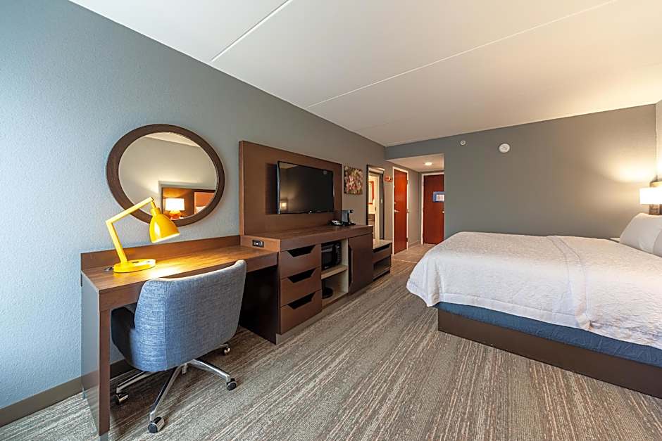 Photo 1 of 6 of 1 King Bed, Hearing/Mobility Accessible, Roll in Shower