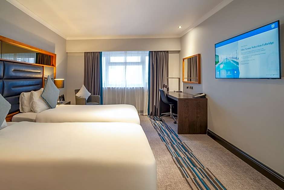 Photo 1 of 4 of Executive 2 Beds