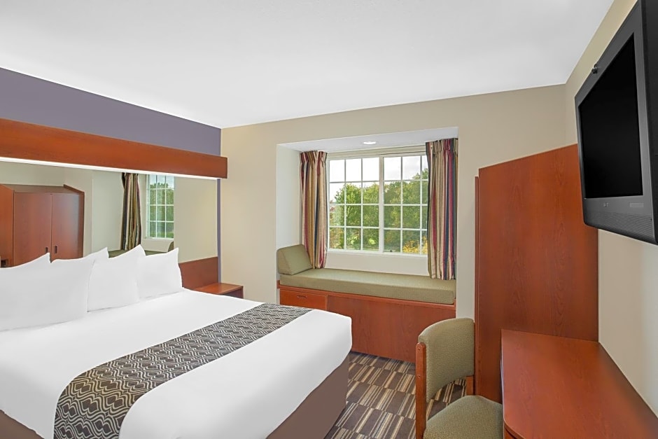 Microtel Inn & Suites By Wyndham Bentonville