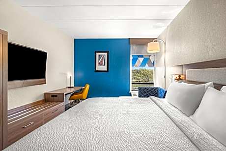 1 King Bed Standard