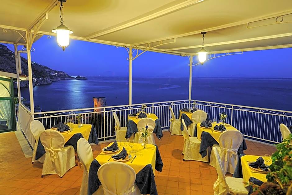 Hotel Torre Saracena