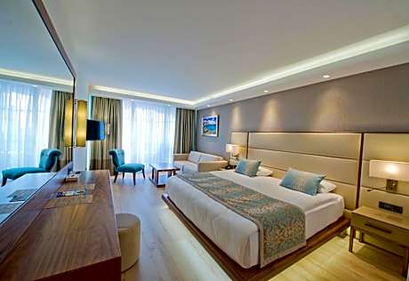 Deluxe Double Room with Sea View