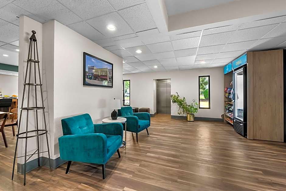 Clarion Pointe Apex - Holly Springs