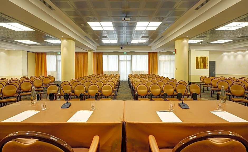 Grand Hotel Mediterraneo