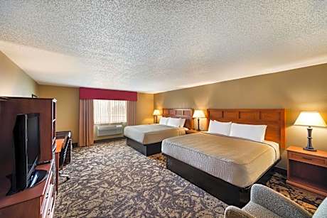 King Room with Two King Beds and Sofa Bed