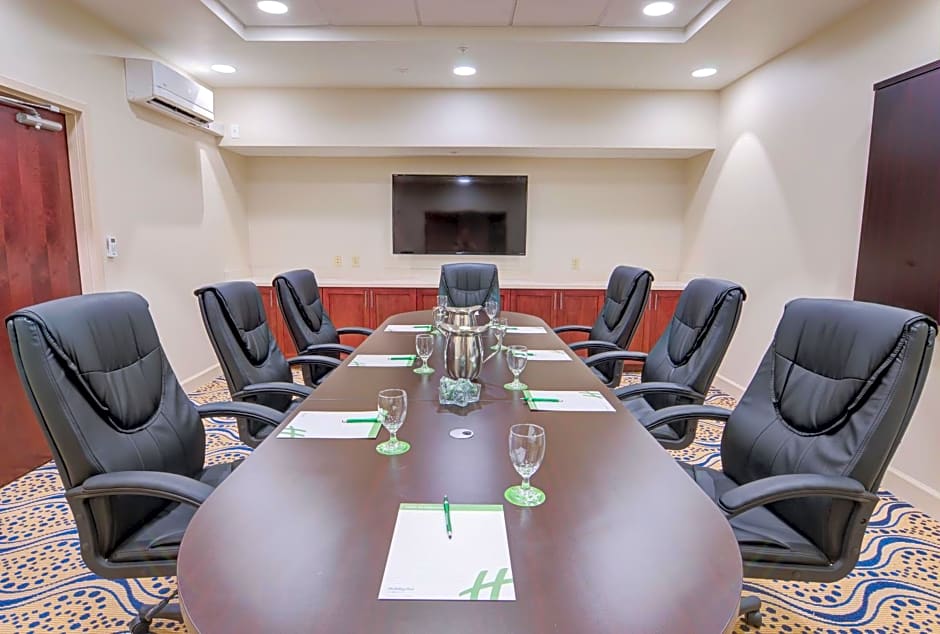 Holiday Inn Gainesville-University Center, an IHG Hotel