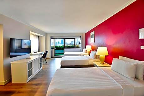 Junior Suite River View Balcony