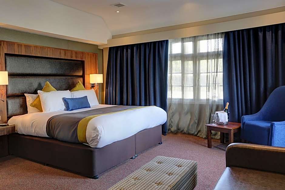 Frensham Pond Country House Hotel & Spa