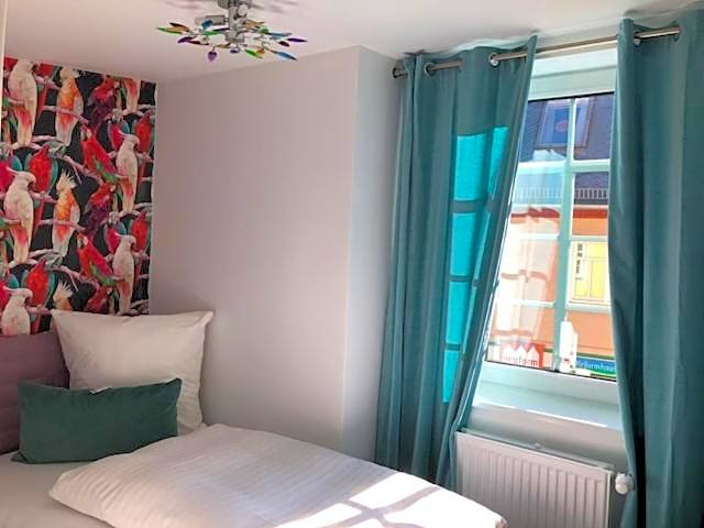 Hotel zur goldenen Sonne