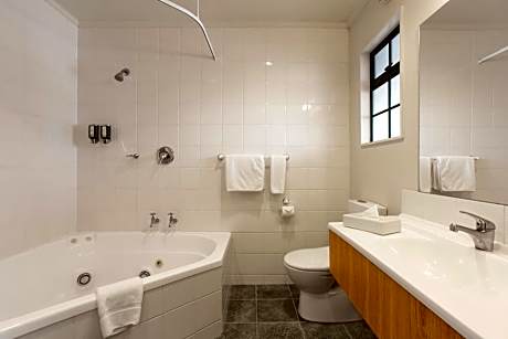 Special Offer - Family Room