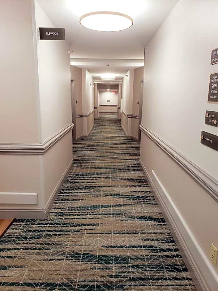 Comfort Suites
