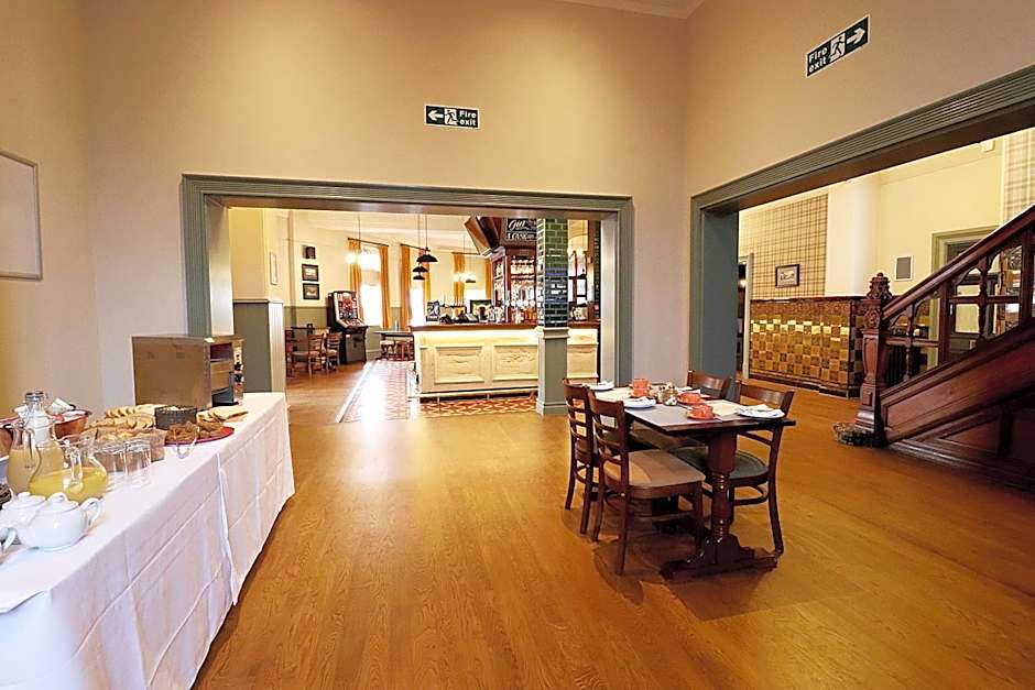 The Bridge Inn Hotel