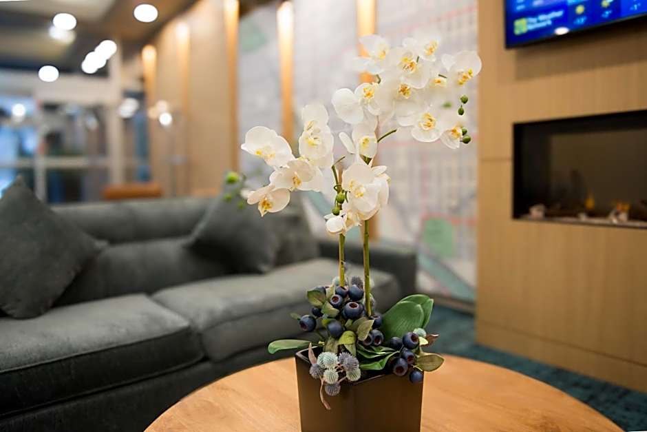 Campus Tower Suite Hotel