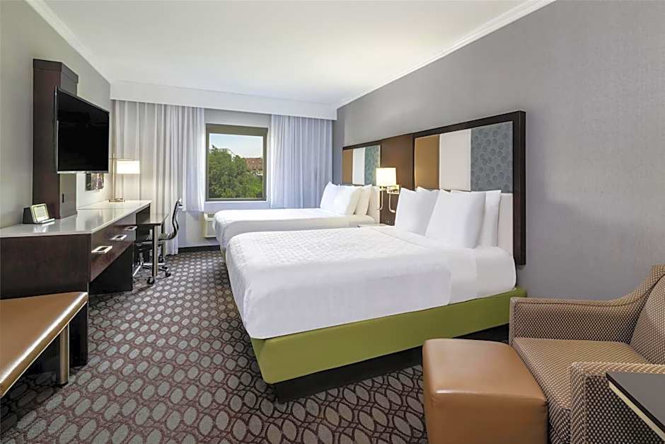 Best Western Premier NYC Gateway Hotel