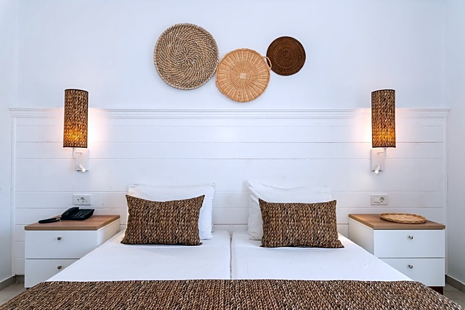 Sirocco Hotel-Adults only