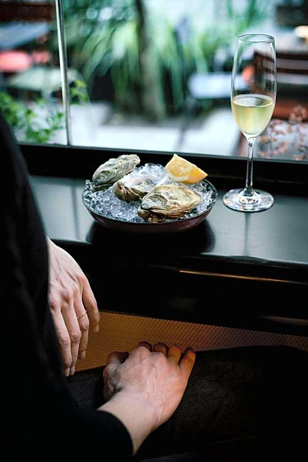 Alexandra Barcelona Hotel, Curio Collection by Hilton