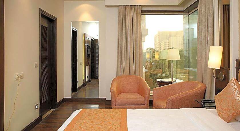 Inde Hotel Signature Tower