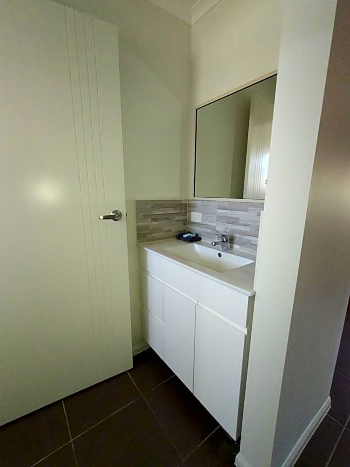Cascade Motel In Townsville