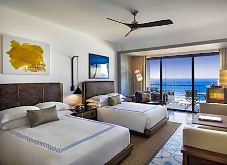 Queen Room with Two Queen Beds, Ocean View and Accessible Shower - Disability Access