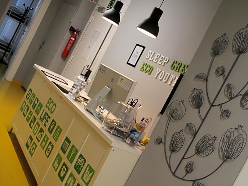 Sleep Green - Certified Eco Youth Hostel Barcelona