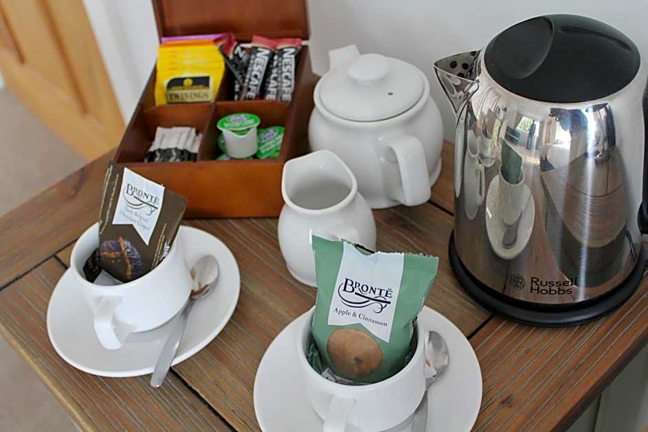 Three Horseshoes Country Inn