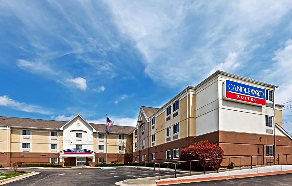 Candlewood Suites Owasso