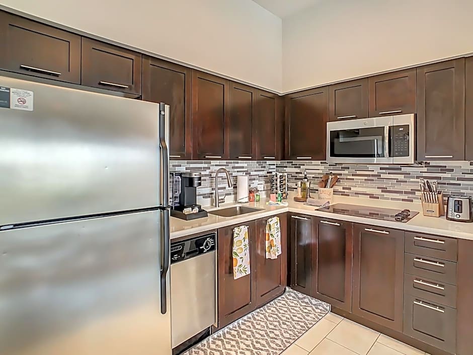 Pet friendly in Orlando area near Disney and ESPN Center