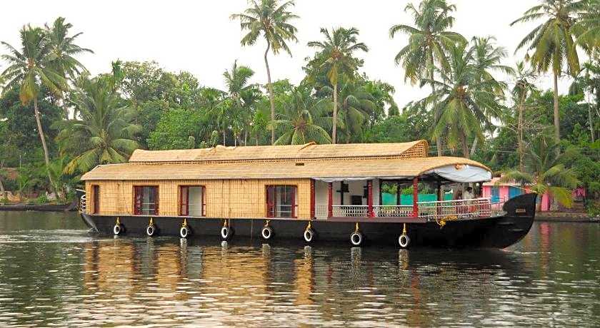 Vaishnav Houseboat