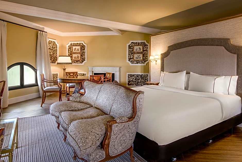 AC Hotel Palacio del Retiro Autograph Collection