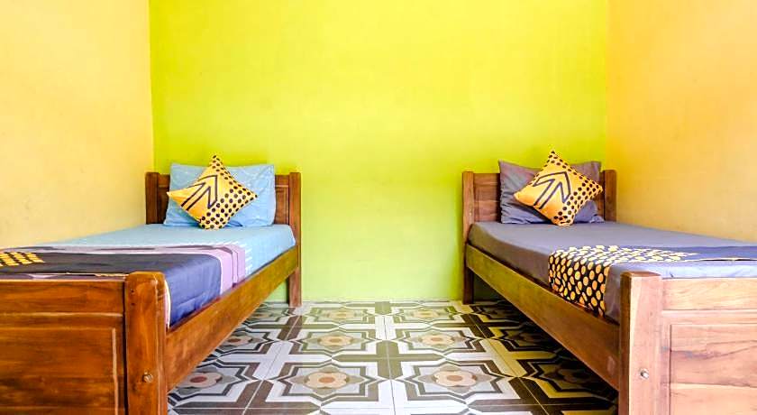 OYO 1773 Ilyasa Family