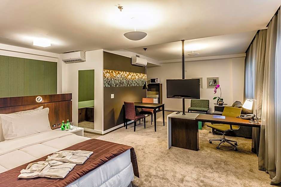 Blue Tree Premium Alphaville