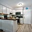 5 stars Peaceful Condo - 7 min walk to the beach