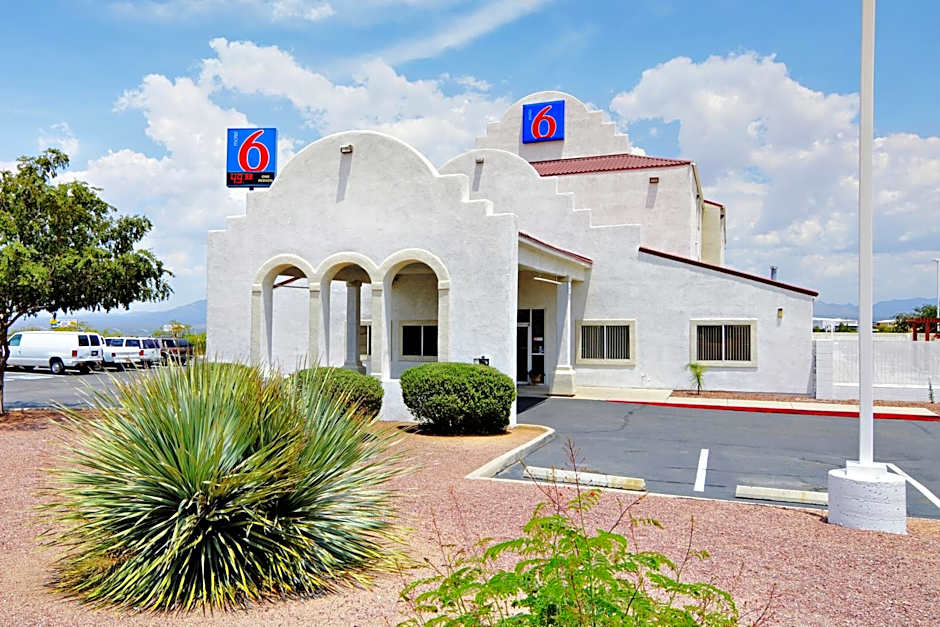 Motel 6-Benson, AZ