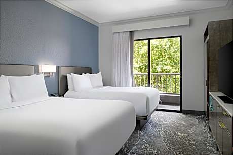 2 Dbls 1 Bdrm Suite W/Breakfast