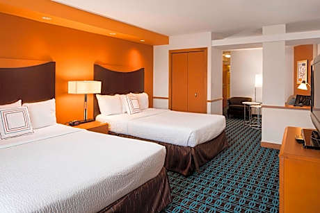 Studio, 2 Queen, Sofa bed