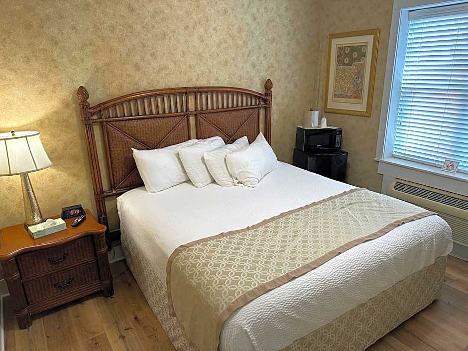 Island House Historic Vacation Rentals