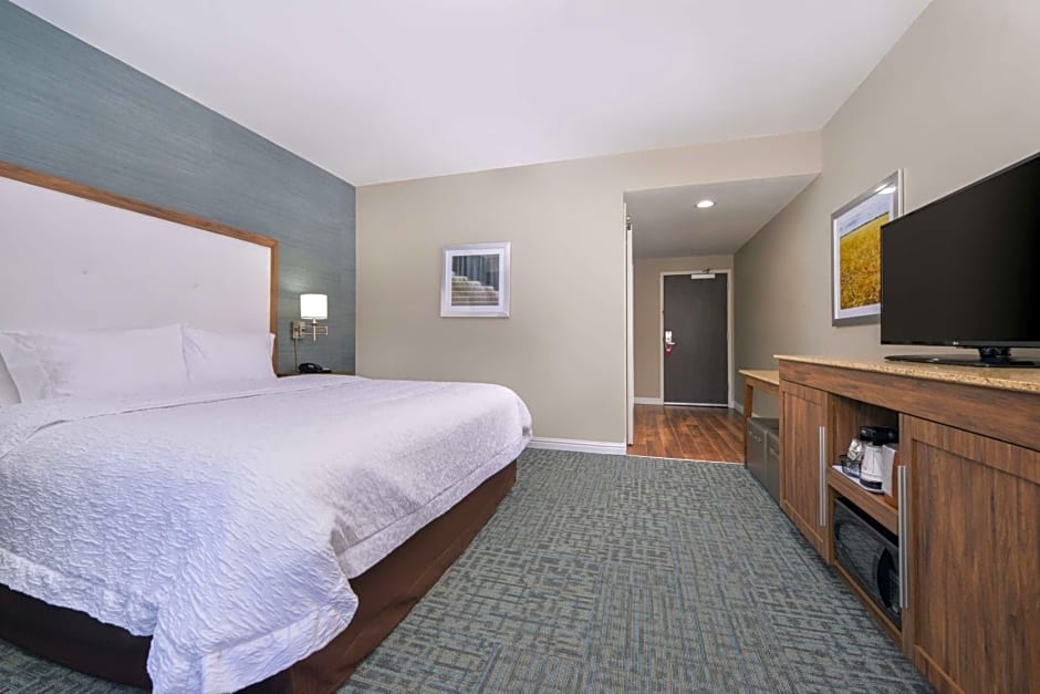 Hampton Inn By Hilton Emporia, KS