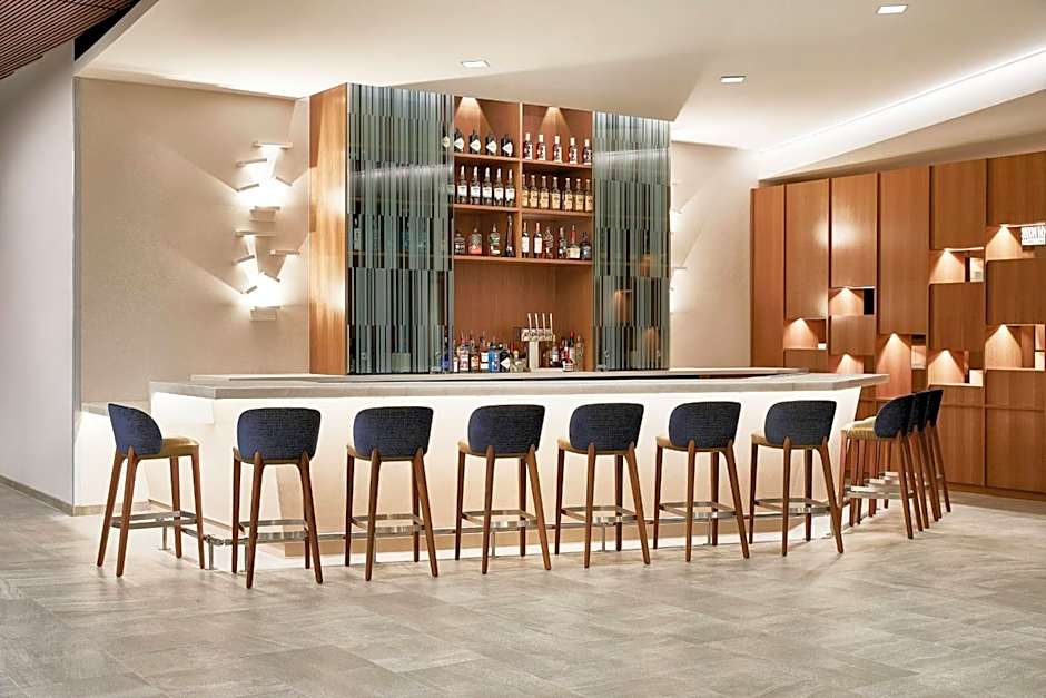 AC Hotel by Marriott Dallas by the Galleria