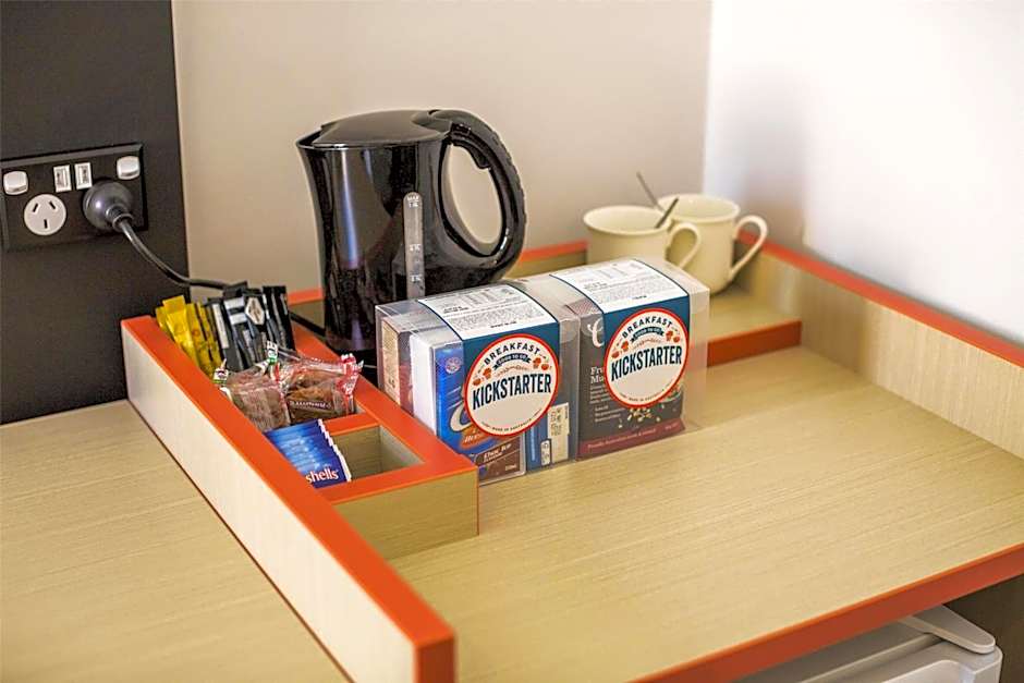 Nightcap at Regents Park Hotel