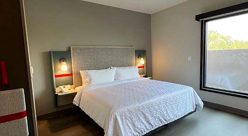 Avid Hotels Guadalajara Av Vallarta Pte By IHG