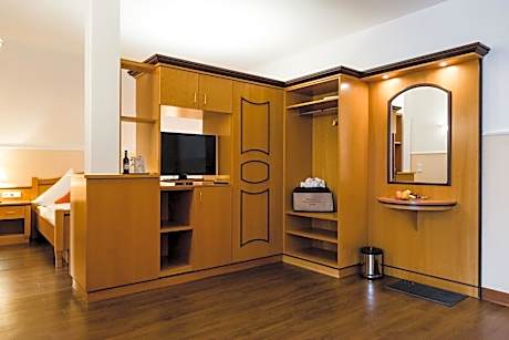 Double Room - Category 2