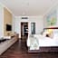 V Plaza Hotel