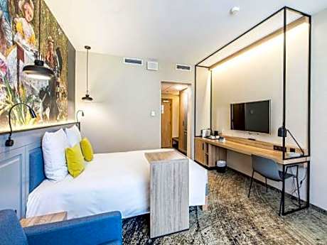 Privilege Double Room with City or Cathedral View